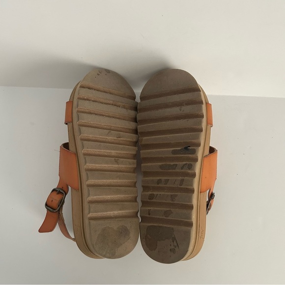 Reef Horizon Hi Buckle Sandals | Size 8 - Picture 7 of 7